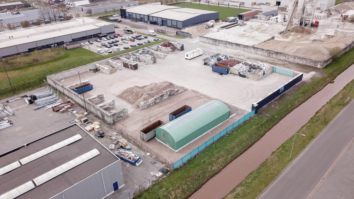 Luchtfoto van de milieustraat in Stadskanaal Luchtfoto van de milieustraat in Stadskanaal